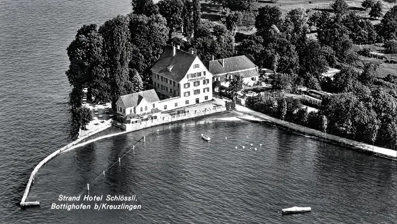 Postkarte Strand Hotel Schlössli Bottighofen aus der Luft